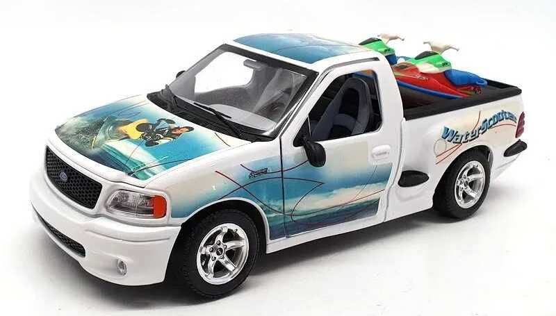 Burago esc_1/21Gold Collection;Ford SVT F150 WaterScooterJet Skis;novo