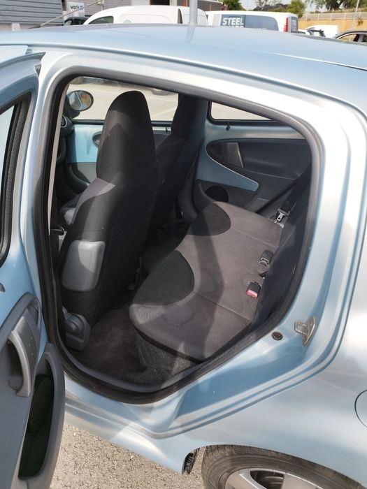 Toyota Aygo 1.0 VVT-i - 5 Portas - AC
