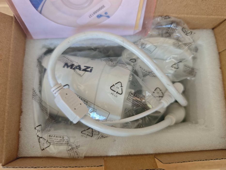 Câmara de Segurança IP MAZi IWH-41IR PoE (Como Nova / Duas Unidades)