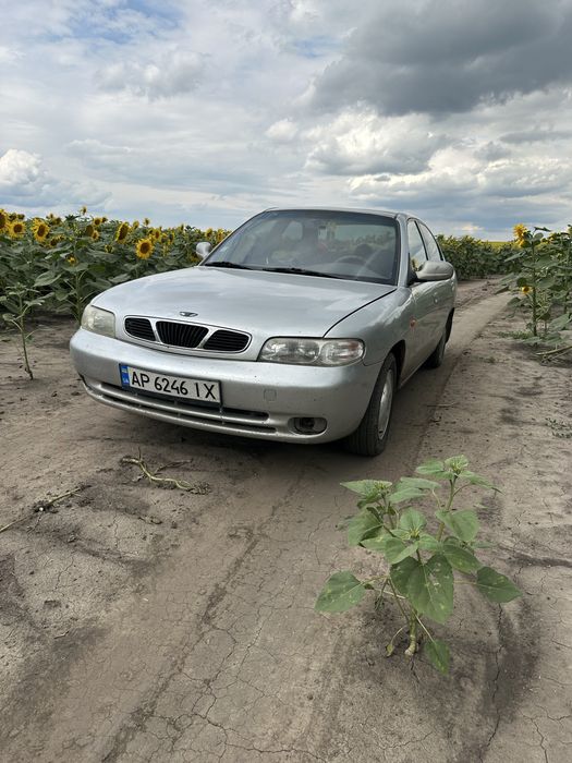 Daewwo Nubira, Део Нубіра 1998