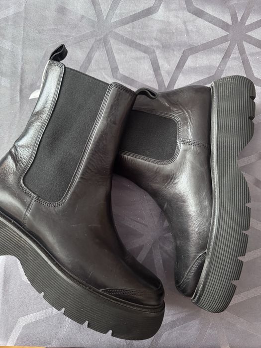 Жіночі челсі шкіра