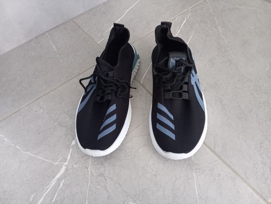 Продам красовки чоловічі