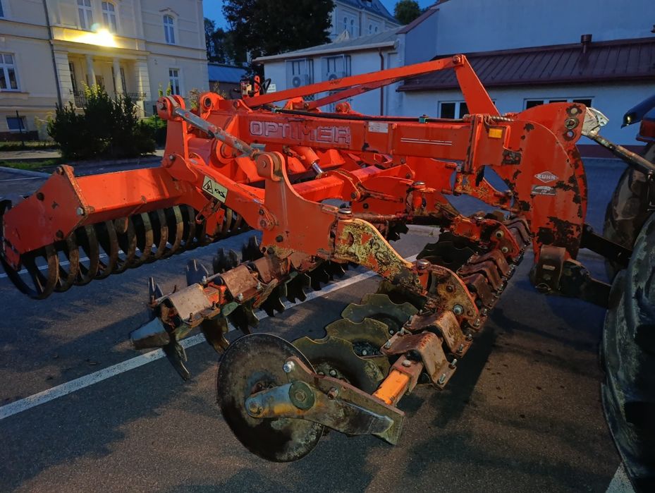 Kuhn Optimer 300 2004