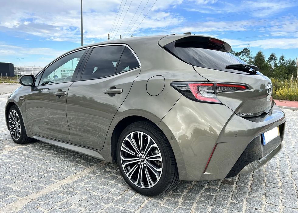 Toyota Corolla 1.8 Hybrid Exclusive