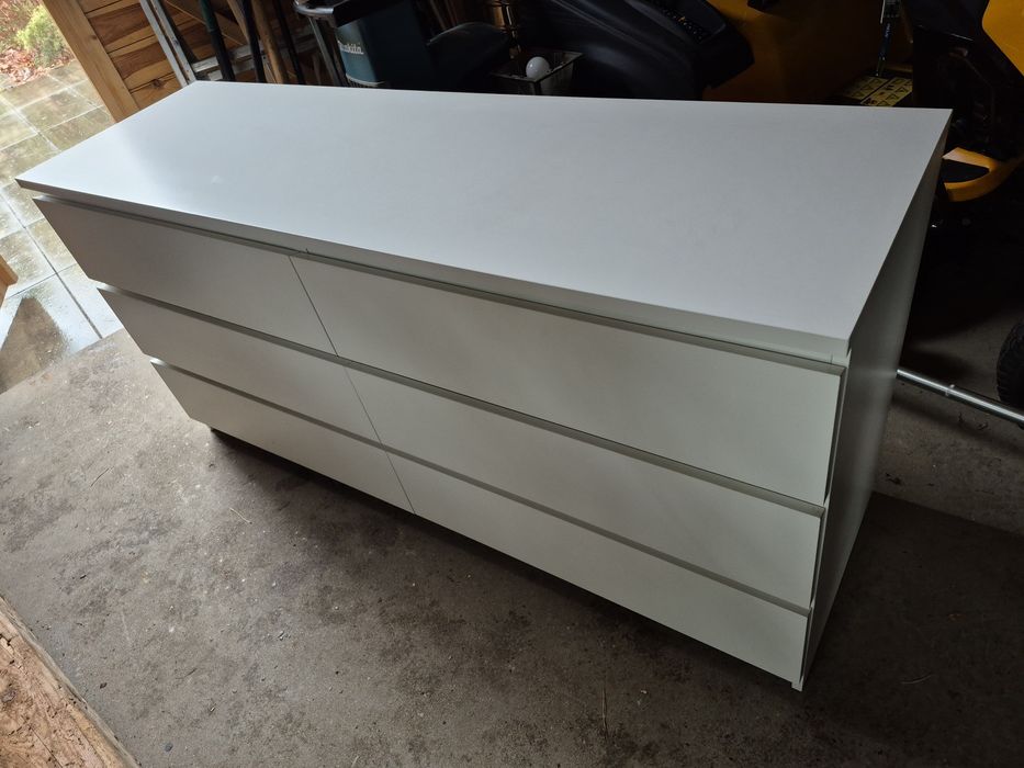 Komoda ikea malm