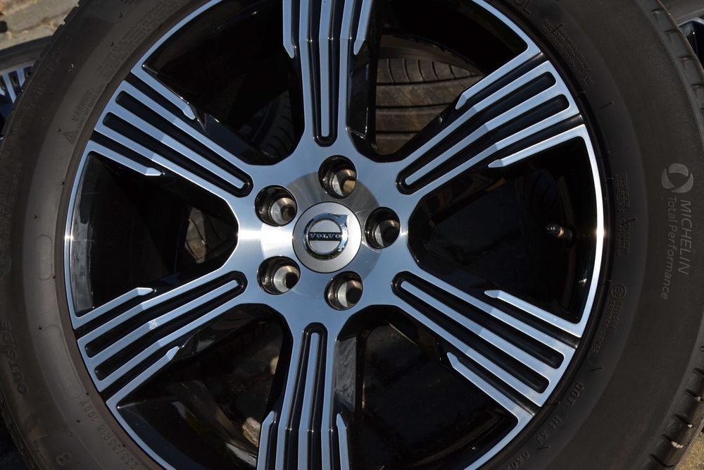 Koła Volvo XC 40 Opony Michelin Lato 235/55/R18 Oryginał