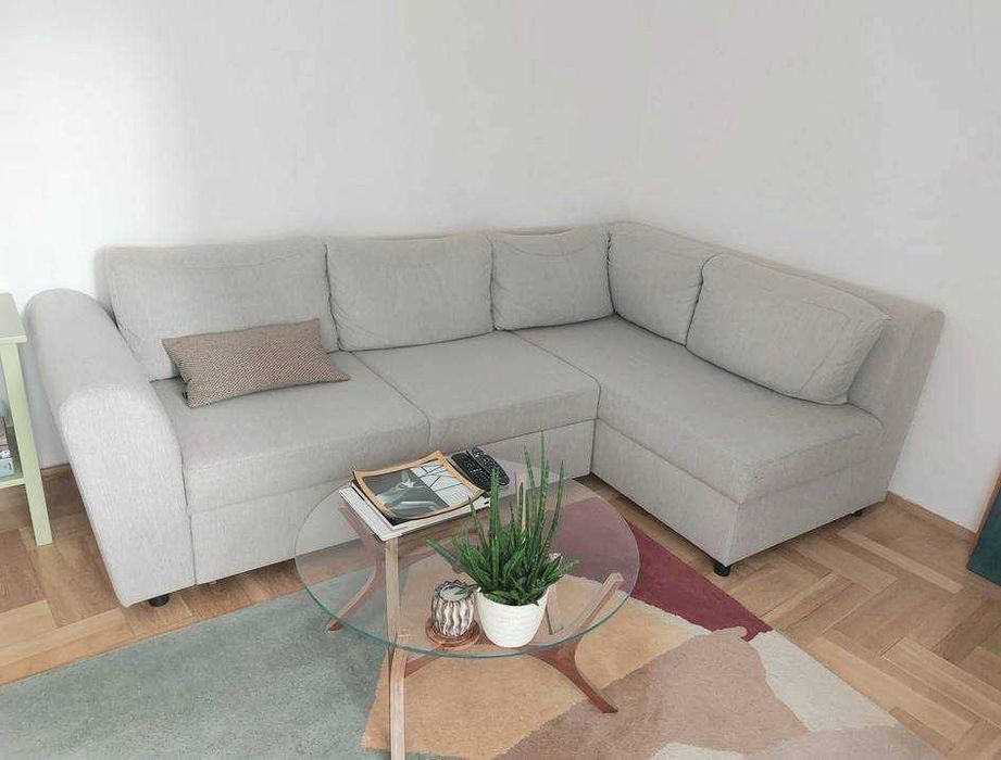 Jasnoszary narożnik 250 cm z funkcją spania