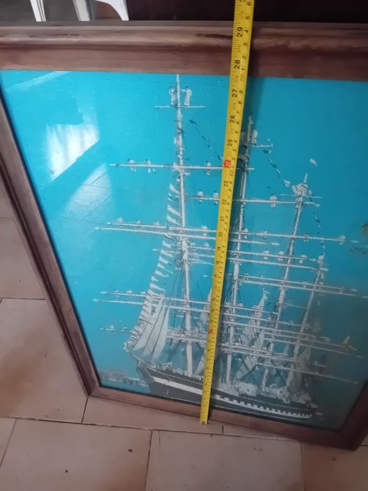 Quadro antigo decorativo montado a puzzle Para restauro