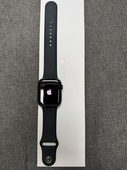 Oryginalny Apple Watch series 8 GPS 45 mm + gratisy