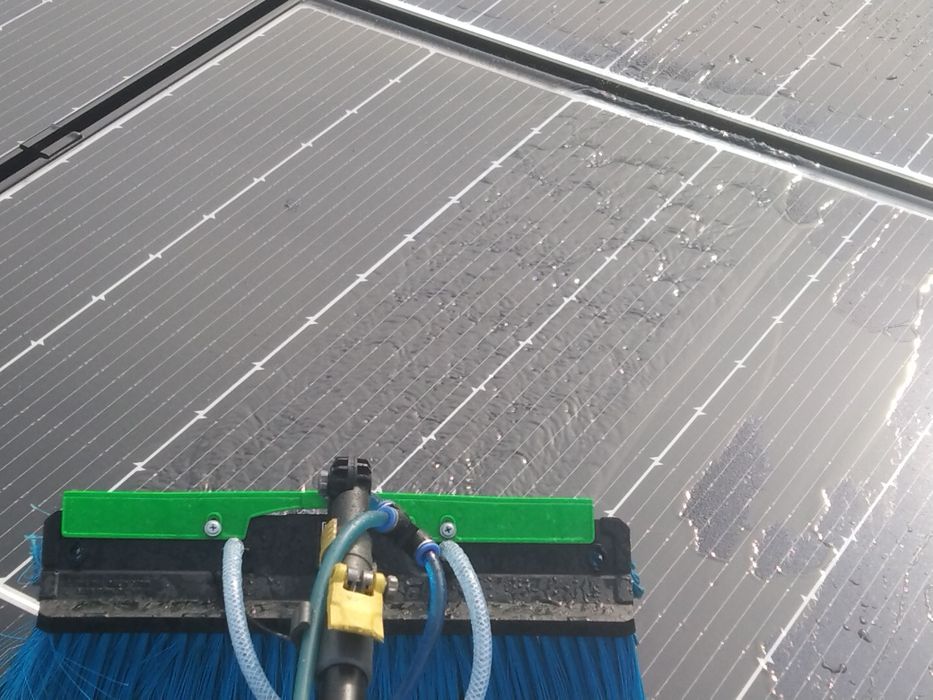 Mycie obór dezynfekcja mycie Paneli Fotowoltaicznych mycie elewacji