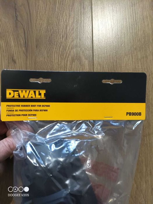 DEWALT Protective Rubber Boot PB900b