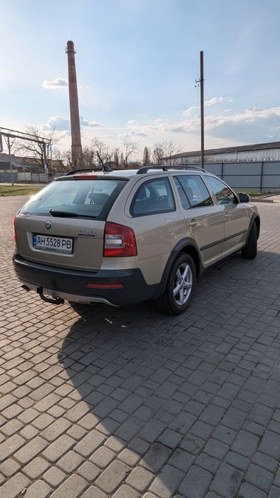 Skoda Octavia Scout 4x4 2011 1.8 tsi (повний привід)