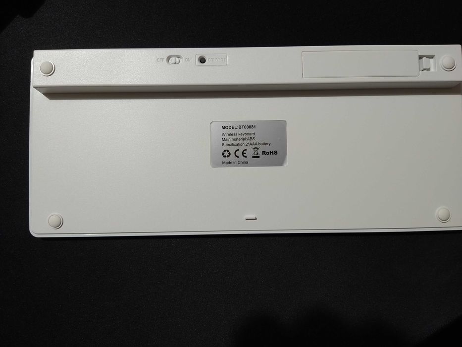 Ultra-thin Bluetooth Keyboard, New, Never Used64752239819393122