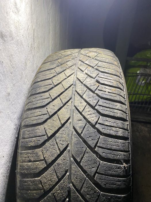 Резина зимова 205/55 r16 continental