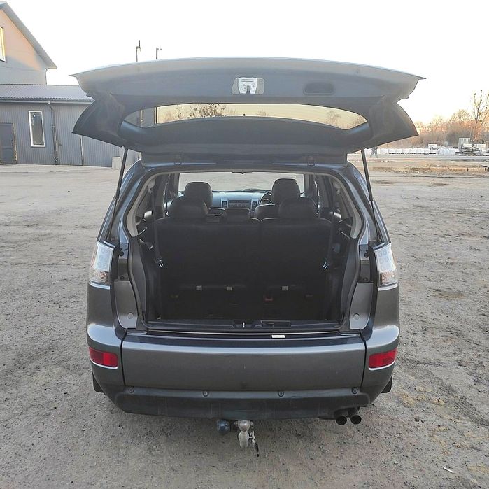 Mitsubishi Outlander XL 4×4 Міцубісі Аутлендер повний привід