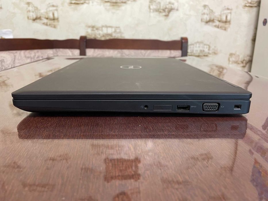 Ноутбук 15" FHD IPS Dell Precision 3530 (i7-8850H/16/SSD256/P600)
