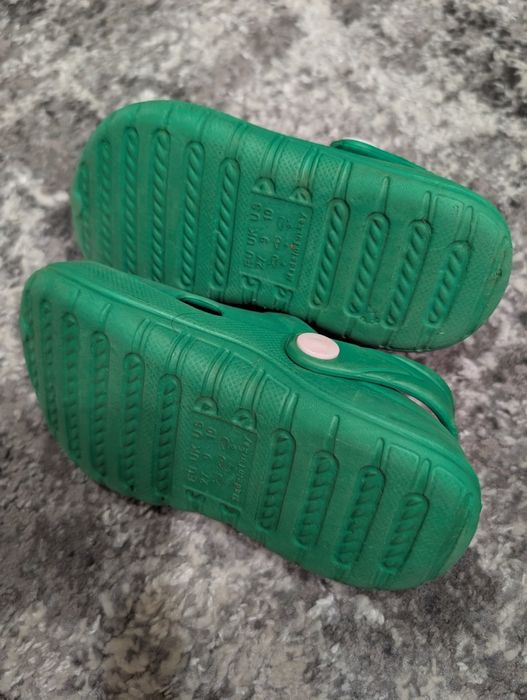 Продам крокси 27 розміру