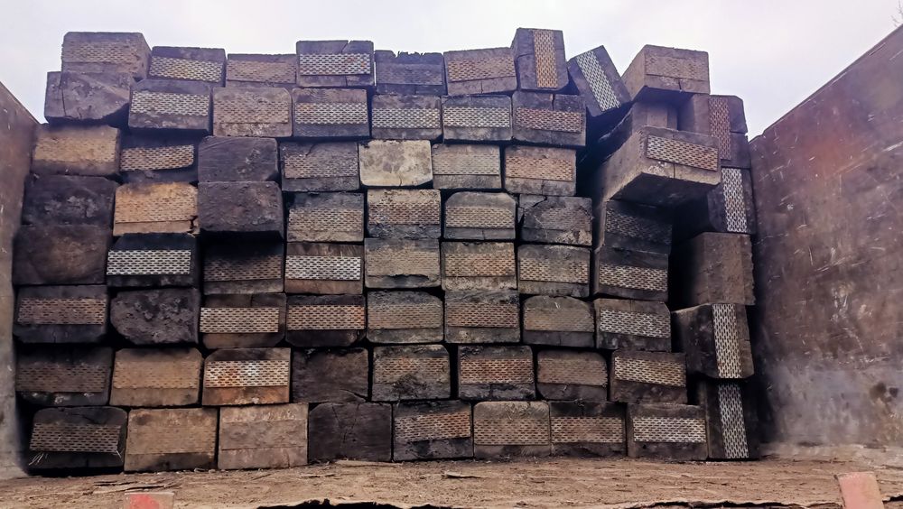 Шпала на дрова доставка