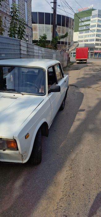 Продам ваз 2105 1982року