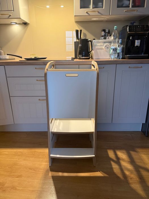 Pomocnik kuchenny- kitchen helper