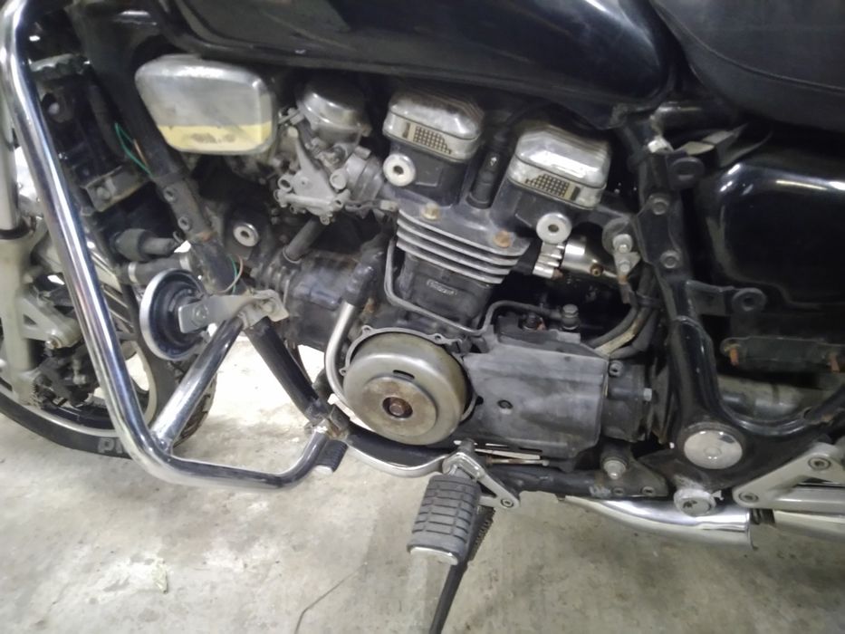 Honda VF 750 C RC 09 V45 MAGNA części