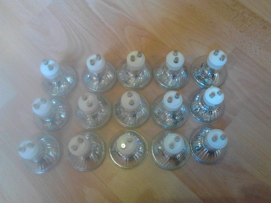 15 GU10 bulbs64739839768067124
