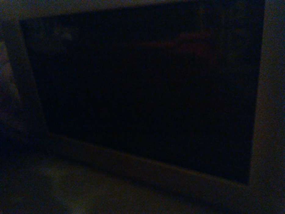 Tv Sony avariada para desocupar