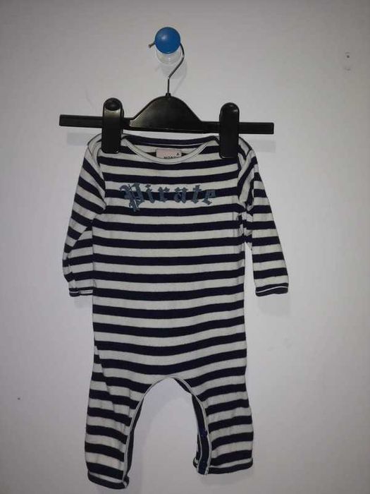 Zestaw niemowlecy dla chłopca, śpiochy, body, czapeczki 56-62 cm 1-3 m