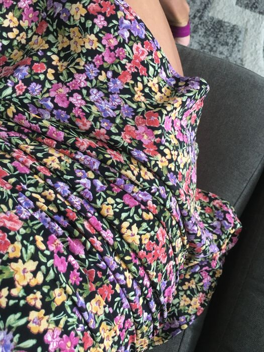Kompet w kwiaty zara spodnica plus bluzka r 36