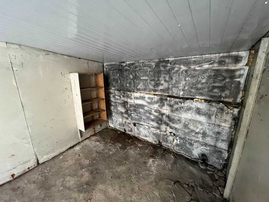 Оренда сухого гаража 2,8×5,5 м, Борщагівка, Г.Космосу 26 з електрикою