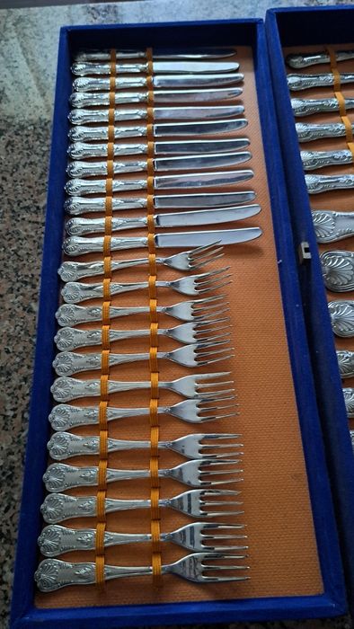 Vendo este faqueiro