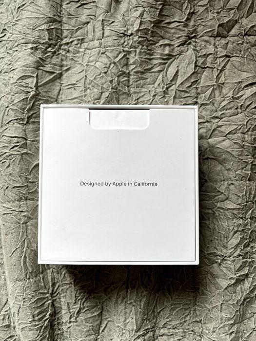Etui ładujące AirPods II (cena do negocjacji)