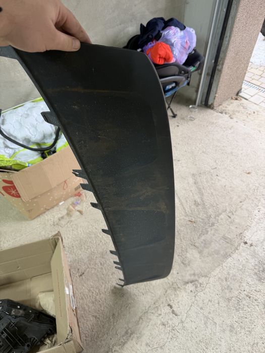 Спойлер губа переднього Бампера Audi Q8