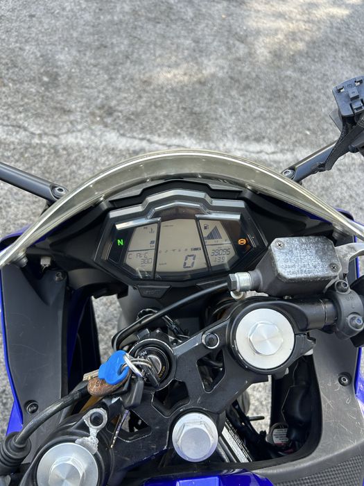 Yamaha YZF-R125 | Excelente Estado | Cheia de Extras (Escape, Alarme, Dvr, Cogumelos)