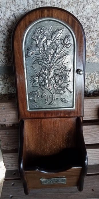 Chaveiro e suporte cartas