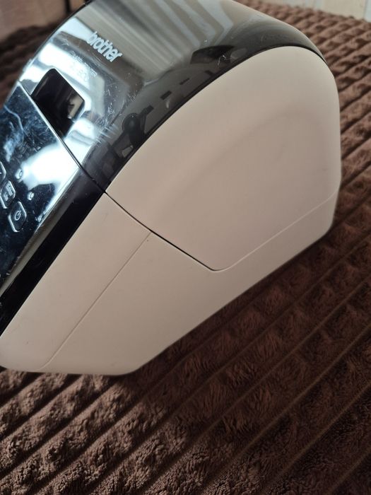 Принтер етикеток Brother QL-800