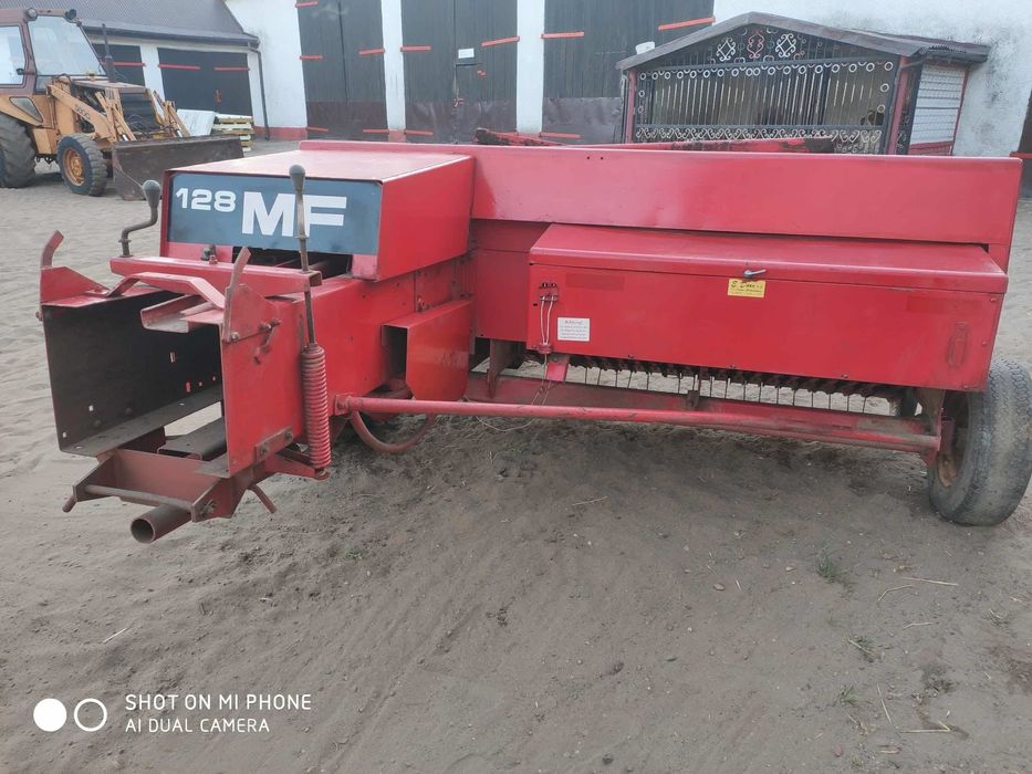 Прес підборщик masseu fergysson 128