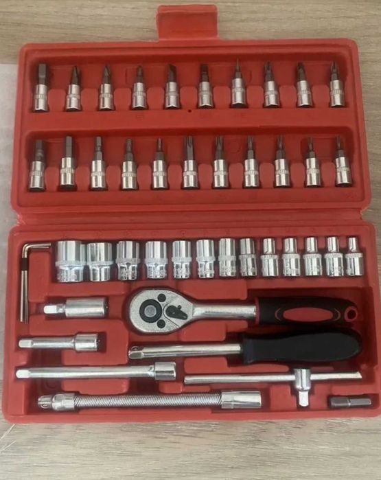 Набір інструментів для машини