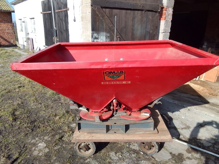 Rozsiewacz do nawozów 600 kg