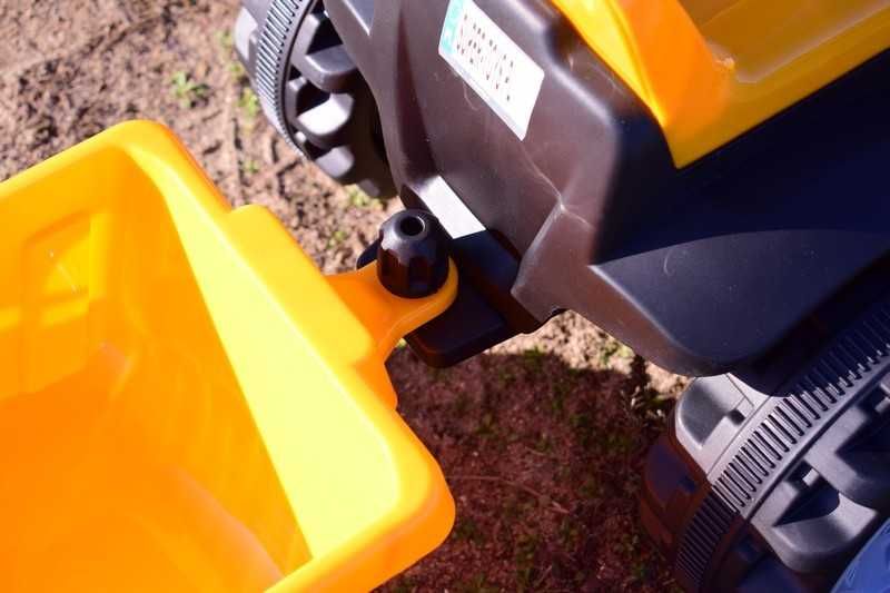 Autko na akumulator TRAKTOR NA AKUMULATOR Z PRZYCZEPĄ TR1908T dzieci