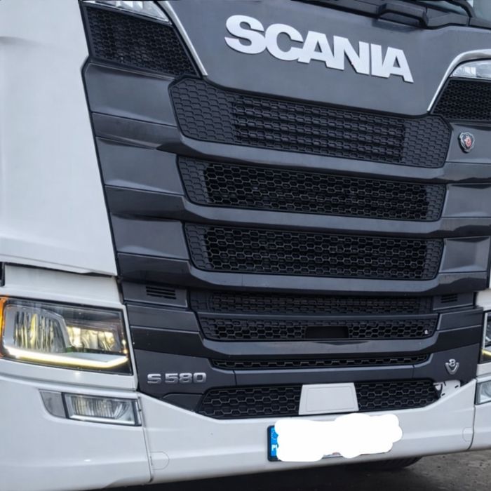 Lampa Reflektor Scania  Ful LED R S P G NG pasek LED dzienne