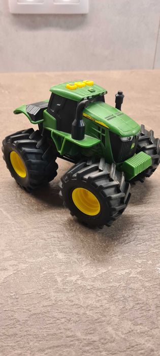 Traktor John Deere