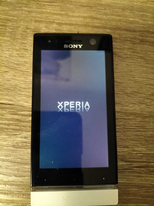 Sony Xperia U excelente com ofertas e funcional