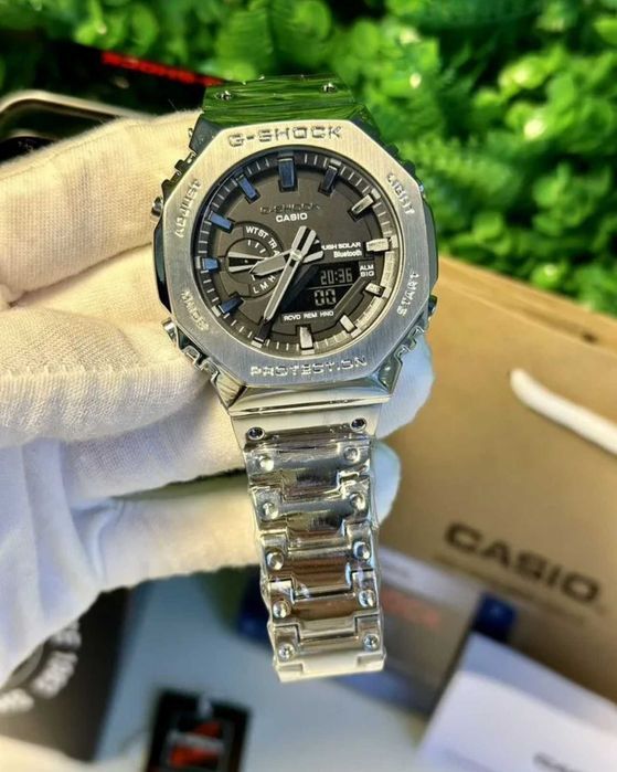 Часы Casio G-Shock B2100 из металла