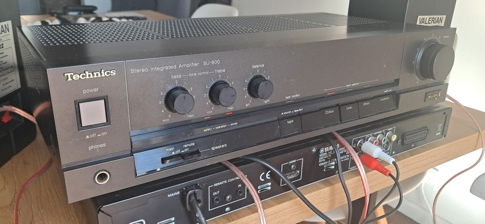 wzmacniacz vintage Technics SU-600.