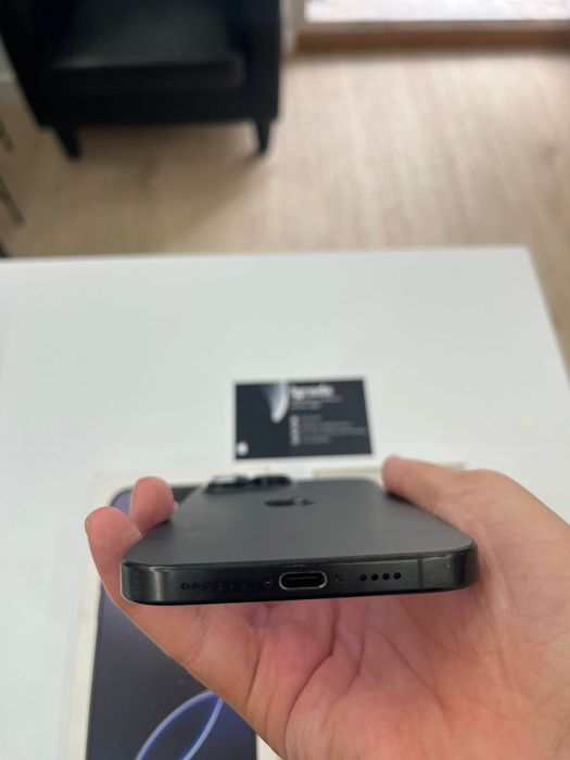 Iphone 16 Pro Max de 256GB IMPECAVEL