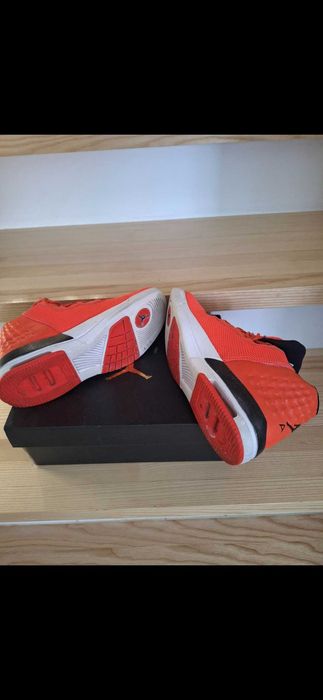 Sprzedam buty  JORDAN