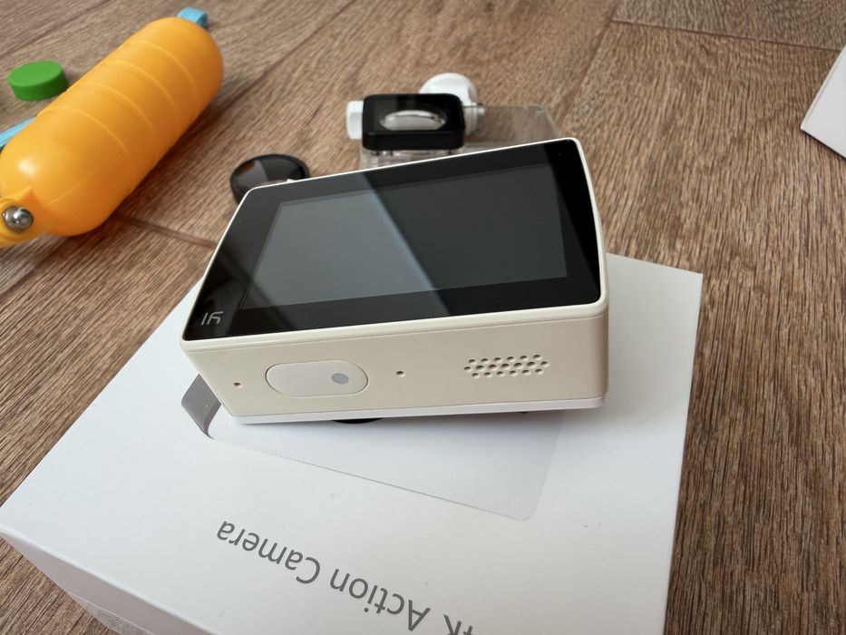 Екшн-камера Xiaomi Yi 4K Model YAS 1616 (int) з комплектом аксесуарів