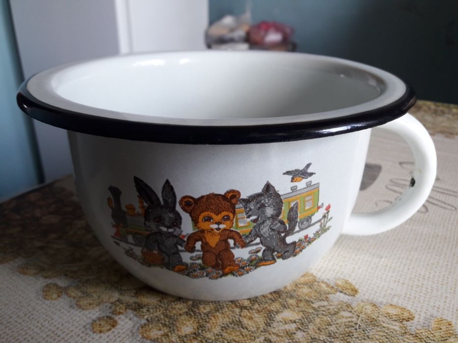 Кружка эмалированная новая кухоль 1,25 л