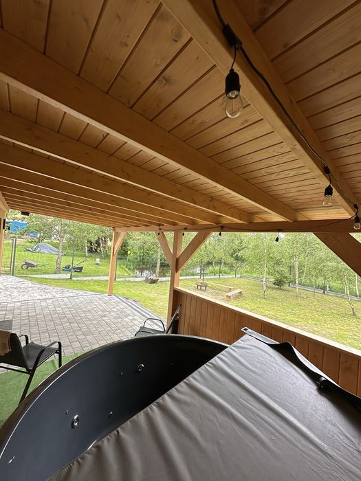 Domek 12 osob jacuzzi balia na wylacznosc Gowidlino kaszuby staw jezioro plaza
